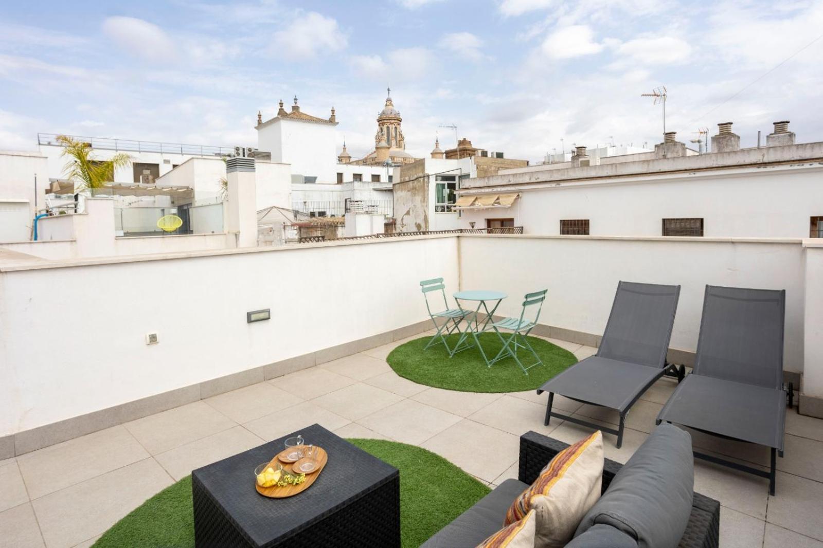 Private & Pool Goyeneta Sevilla Urban Apartment Exterior photo